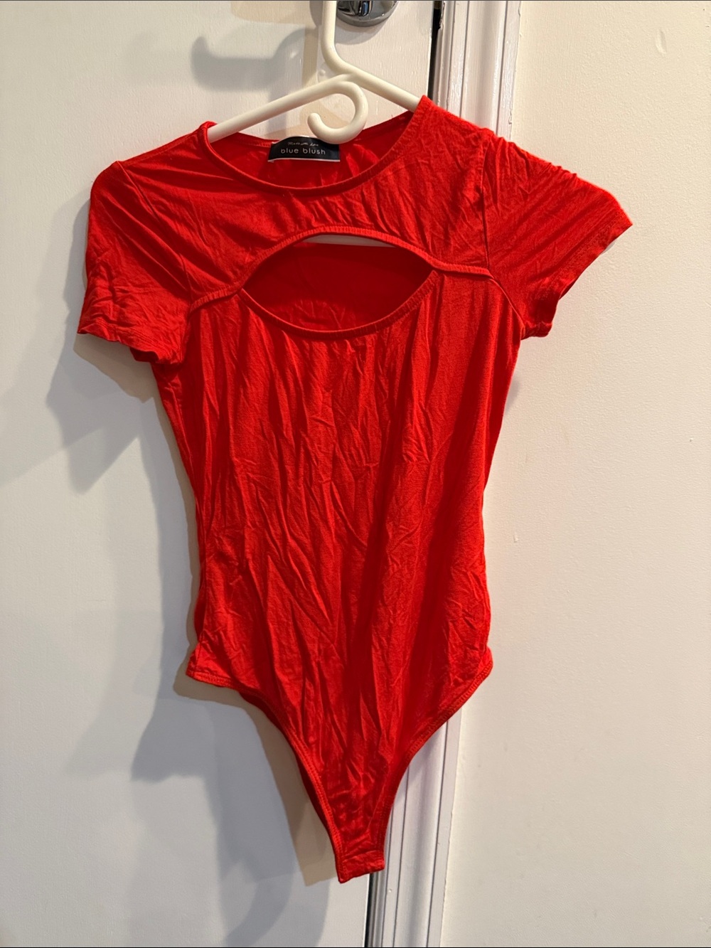 Blue Blush Red Short-Sleeve Cutout Bodysuit. Size small